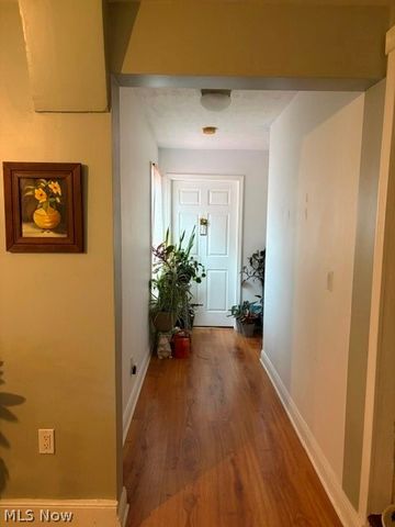 10060 Broadview Road, Broadview Heights, OH 44147