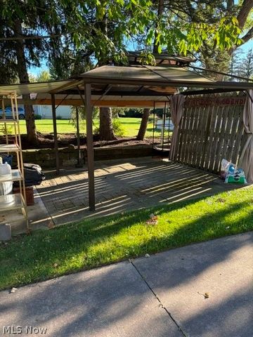 10060 Broadview Road, Broadview Heights, OH 44147