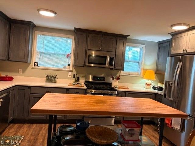 10060 Broadview Road, Broadview Heights, OH 44147