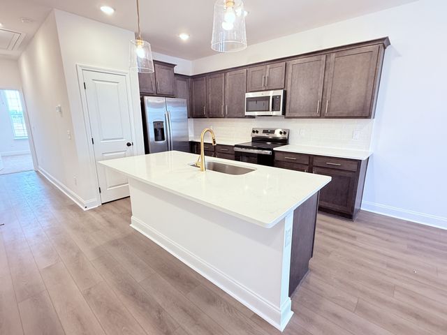 2718 Willowoak Trl, Murfreesboro, TN 37129