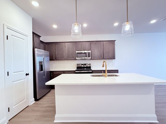 2718 Willowoak Trl, Murfreesboro, TN 37129