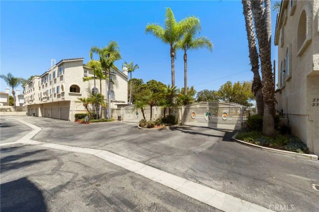 15809 Venus Place, Gardena, CA 90249