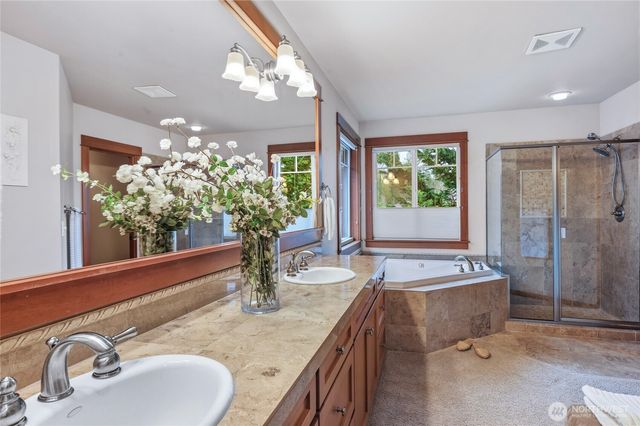 24502 NE 27th Place, Sammamish, WA 98074