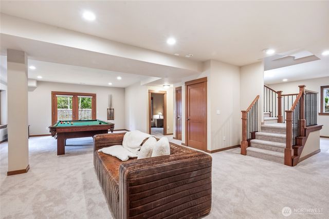 24502 NE 27th Place, Sammamish, WA 98074