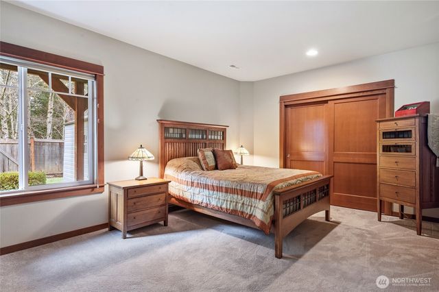 24502 NE 27th Place, Sammamish, WA 98074