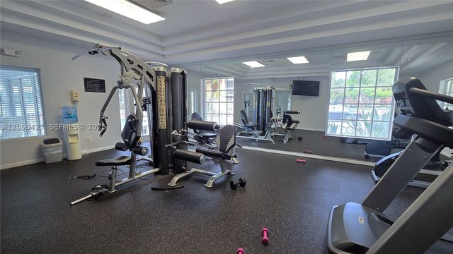 832 NW 92nd Ave 932, Plantation, FL 33324