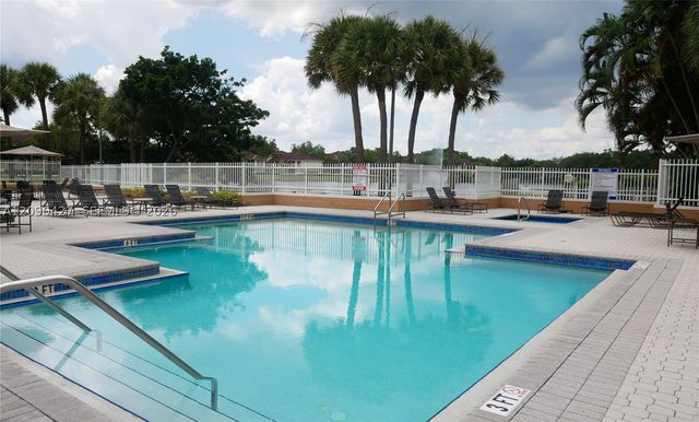 832 NW 92nd Ave 932, Plantation, FL 33324