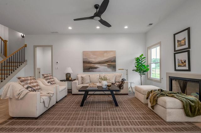 4137 Meadowlark Road, Lexington, KY 40509