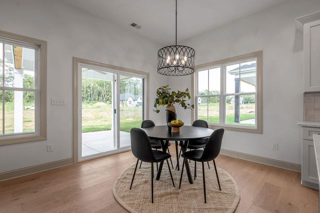 4137 Meadowlark Road, Lexington, KY 40509