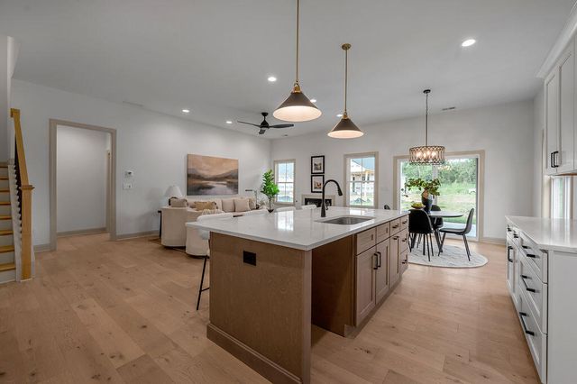 4137 Meadowlark Road, Lexington, KY 40509