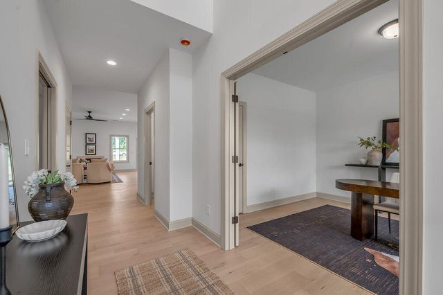 4137 Meadowlark Road, Lexington, KY 40509