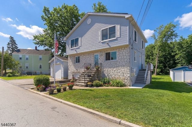 7 Franklin St, Little Ferry Boro, NJ 07643
