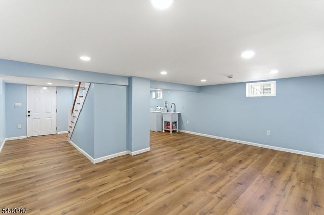 7 Franklin St, Little Ferry Boro, NJ 07643