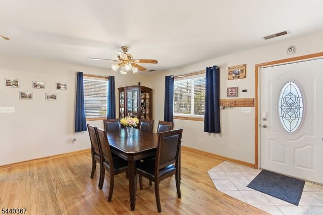 7 Franklin St, Little Ferry Boro, NJ 07643