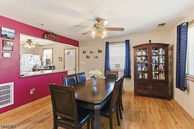 7 Franklin St, Little Ferry Boro, NJ 07643