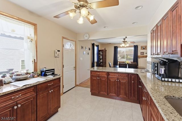 7 Franklin St, Little Ferry Boro, NJ 07643