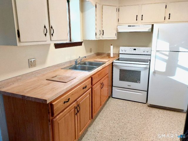 23 Trout Brook Road, Bristol, CT 06010