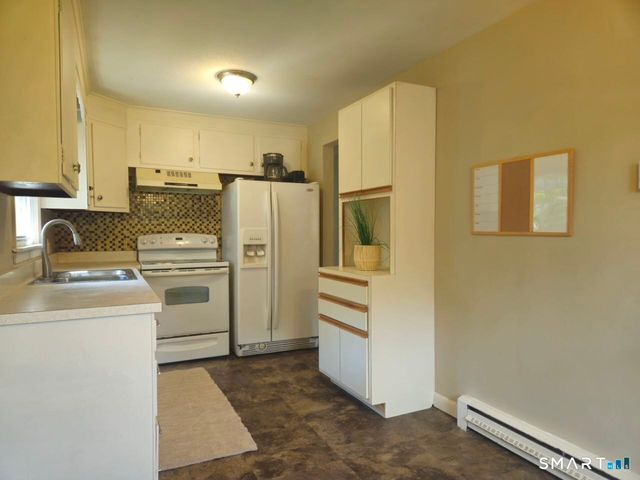 23 Trout Brook Road, Bristol, CT 06010