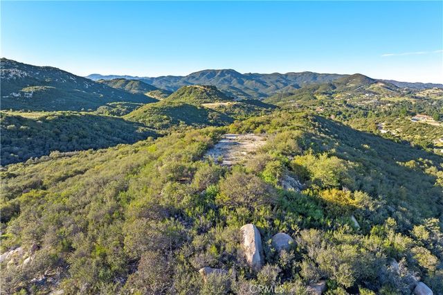 20 Calle Huerto, Murrieta, CA 92562