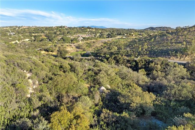 20 Calle Huerto, Murrieta, CA 92562