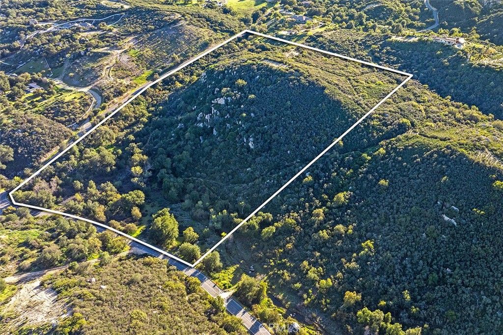 20 Calle Huerto, Murrieta, CA 92562