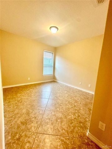 3900 Santa Maria, Mission, TX 78572