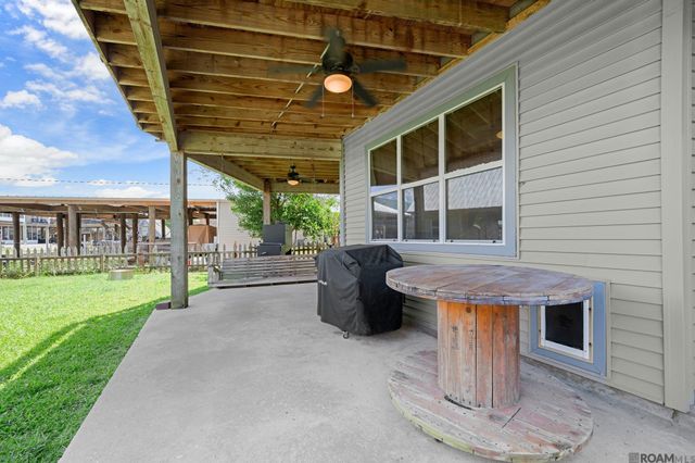 669 Michel Rd, Pierre Part, LA 70339