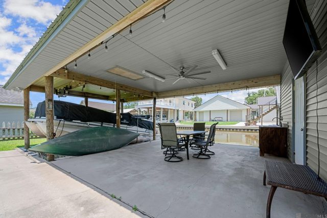 669 Michel Rd, Pierre Part, LA 70339