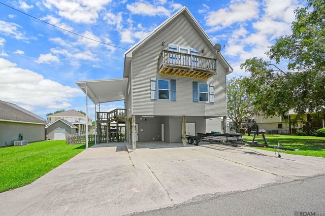 669 Michel Rd, Pierre Part, LA 70339