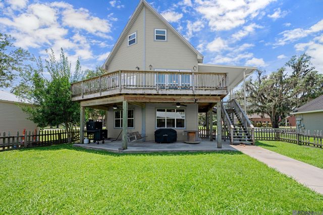 669 Michel Rd, Pierre Part, LA 70339