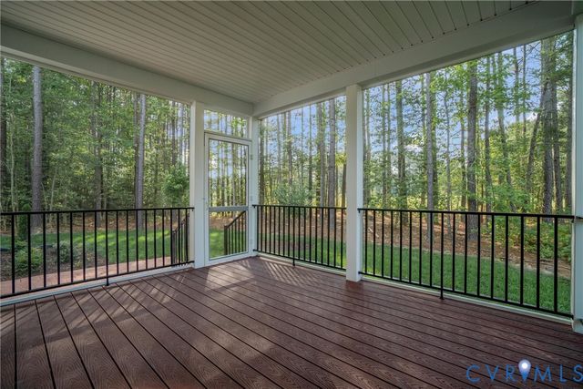 4248 Poplar Village Dr, Chester, VA 23831