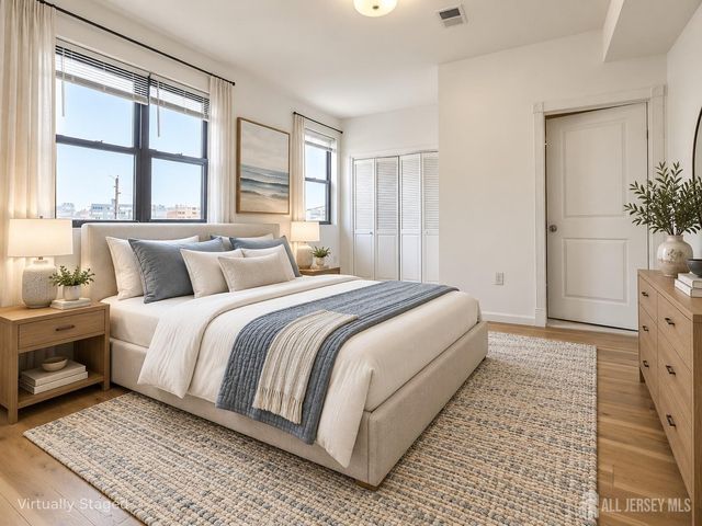 9017 Riverside Place, North Bergen, NJ 07047