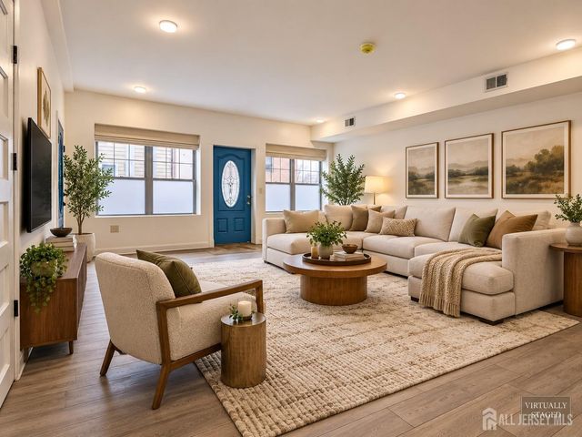 9017 Riverside Place, North Bergen, NJ 07047