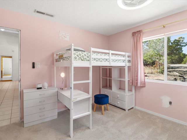 655 Frost Road, Edgewood, NM 87015