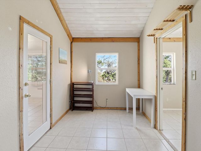 655 Frost Road, Edgewood, NM 87015