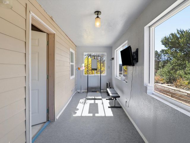 655 Frost Road, Edgewood, NM 87015