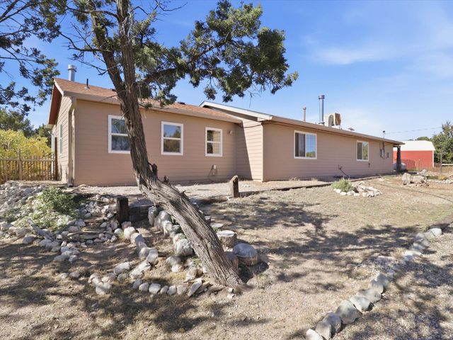 655 Frost Road, Edgewood, NM 87015