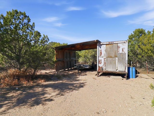 655 Frost Road, Edgewood, NM 87015