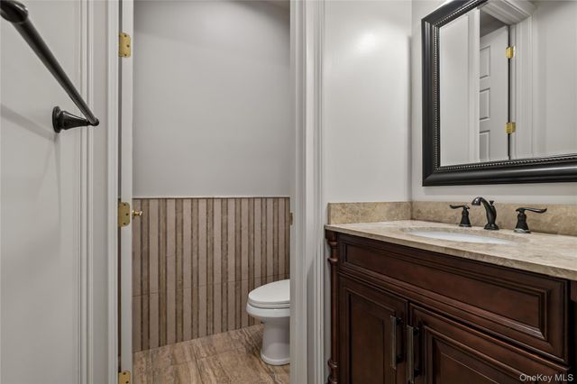 33 Morris Road, Spring Valley, NY 10977