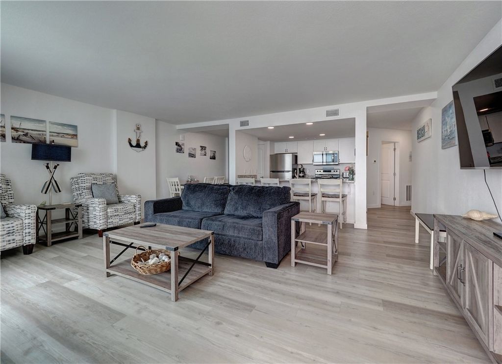 800 Sandcastle Dr 513, Port Aransas, TX 78373 — photo 3