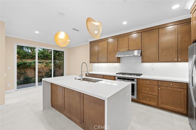143 Rodeo, Irvine, CA 92602