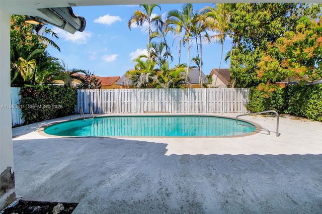 14413 SW 115th St, Miami, FL 33186