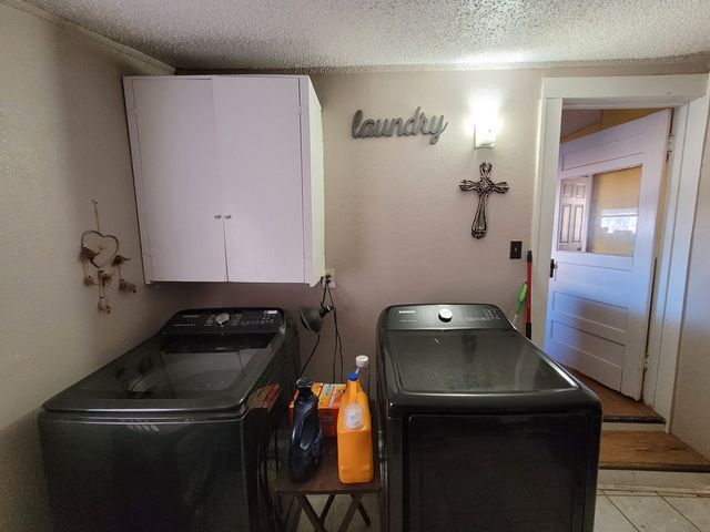 1403 N Broadway Street, Ballinger, TX 76821