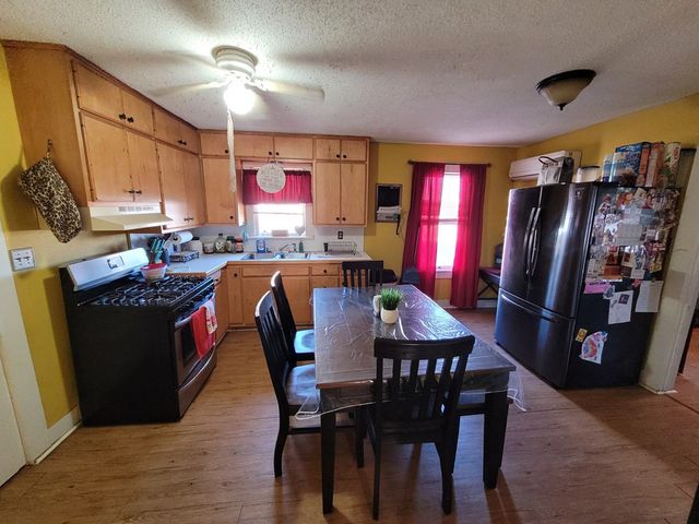 1403 N Broadway Street, Ballinger, TX 76821