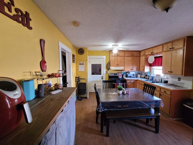 1403 N Broadway Street, Ballinger, TX 76821