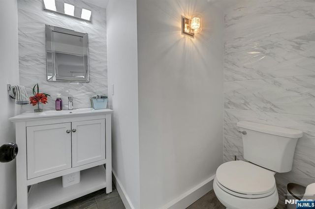 34 Cloverhill Place, Montclair, NJ 07042