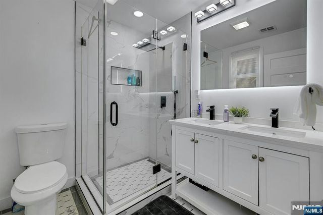 34 Cloverhill Place, Montclair, NJ 07042