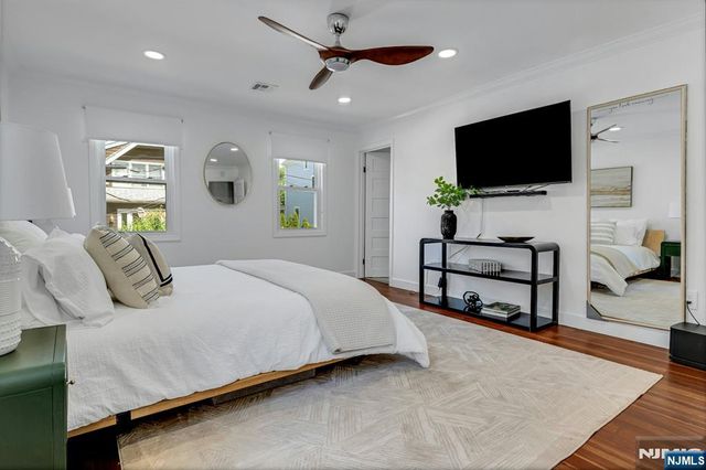 34 Cloverhill Place, Montclair, NJ 07042