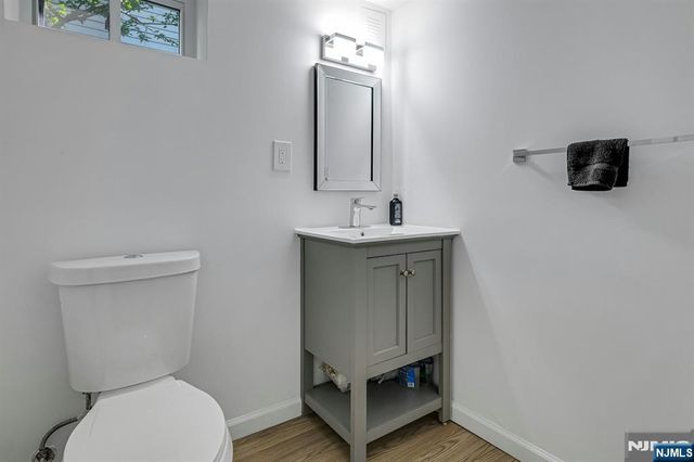 34 Cloverhill Place, Montclair, NJ 07042