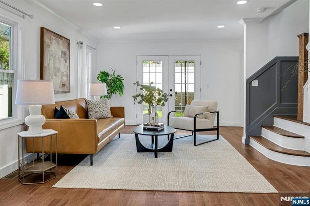 34 Cloverhill Place, Montclair, NJ 07042